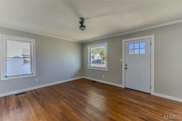 $159,900 | 406 Perry Street, Lebanon, MO 65536