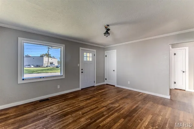 $159,900 | 406 Perry Street, Lebanon, MO 65536