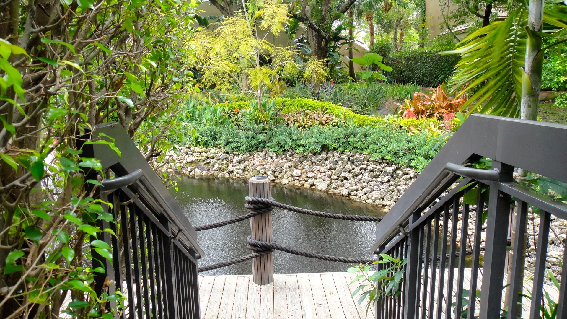 725 St Albans Drive Boca Raton, FL 33486 - Photo 6 of 32 Your backyard!!