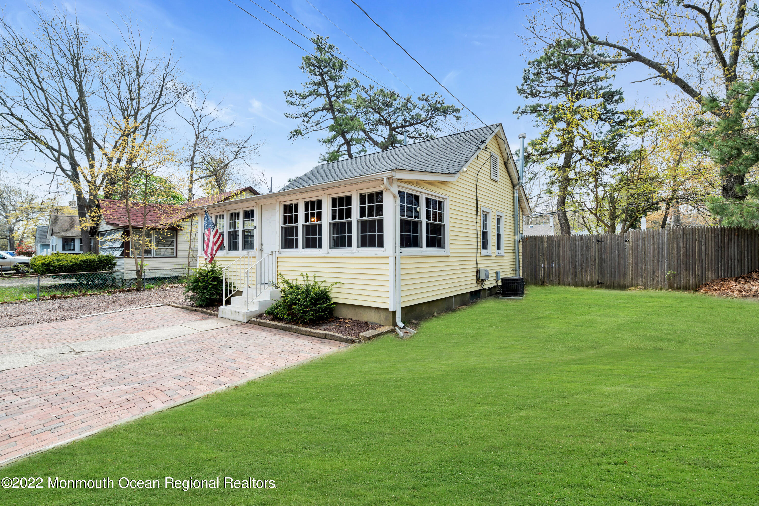 14 Sunset Road Brick, NJ 08723 - Photo 6 of 25 006_dsc06756-1