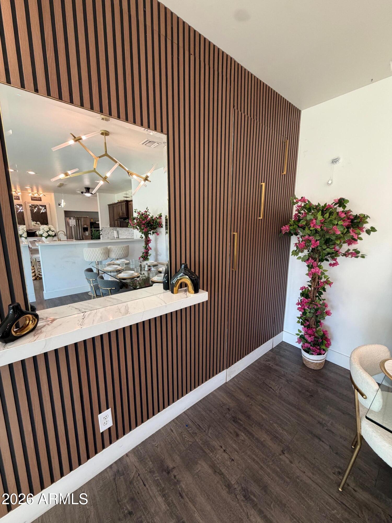 1507 East Apollo Road Phoenix, AZ 85042 - Photo 14 of 18 IMG_1281