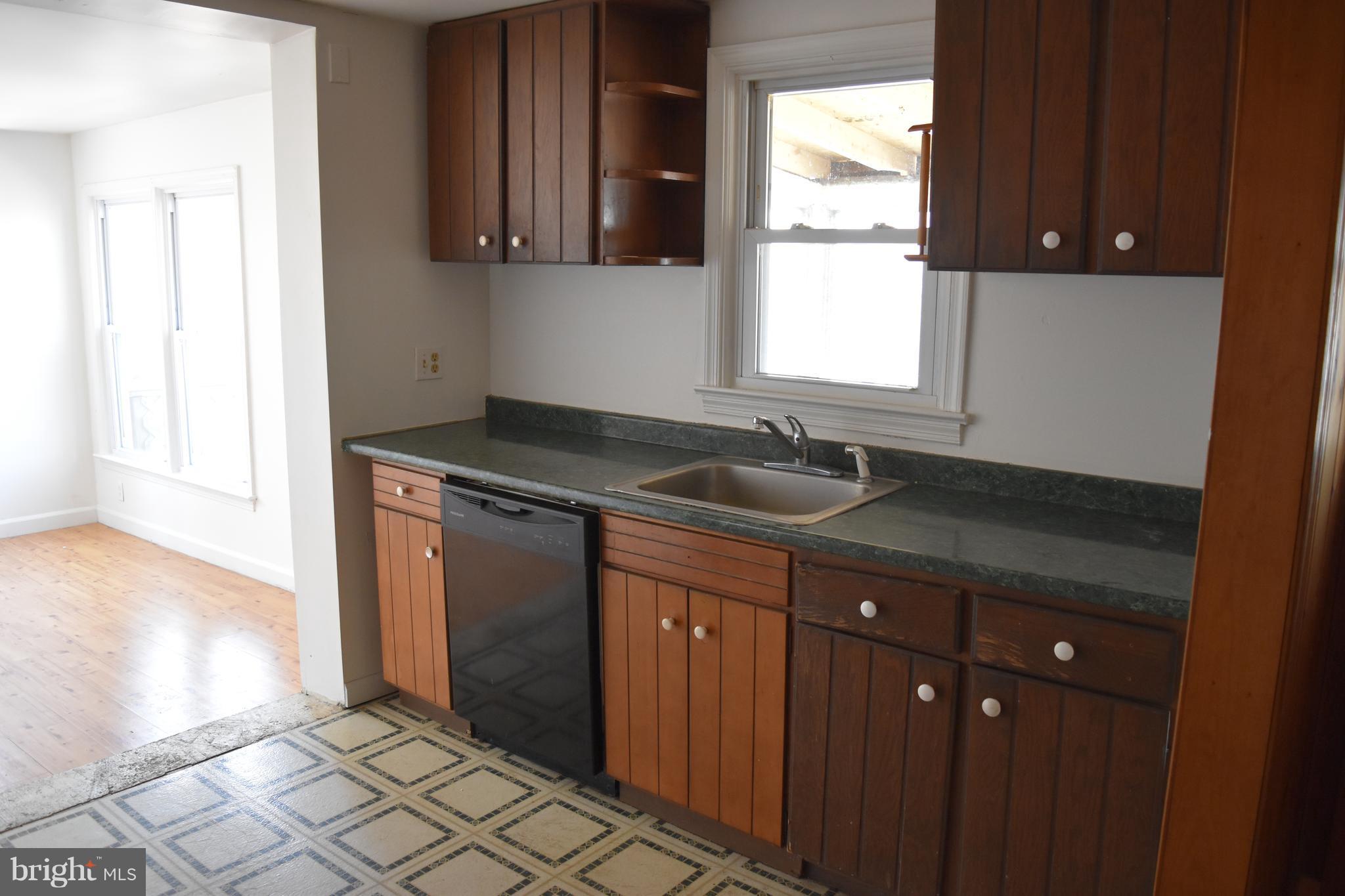 284 Luchase Road Linden, VA 22642 - Photo 15 of 26 Kitchen