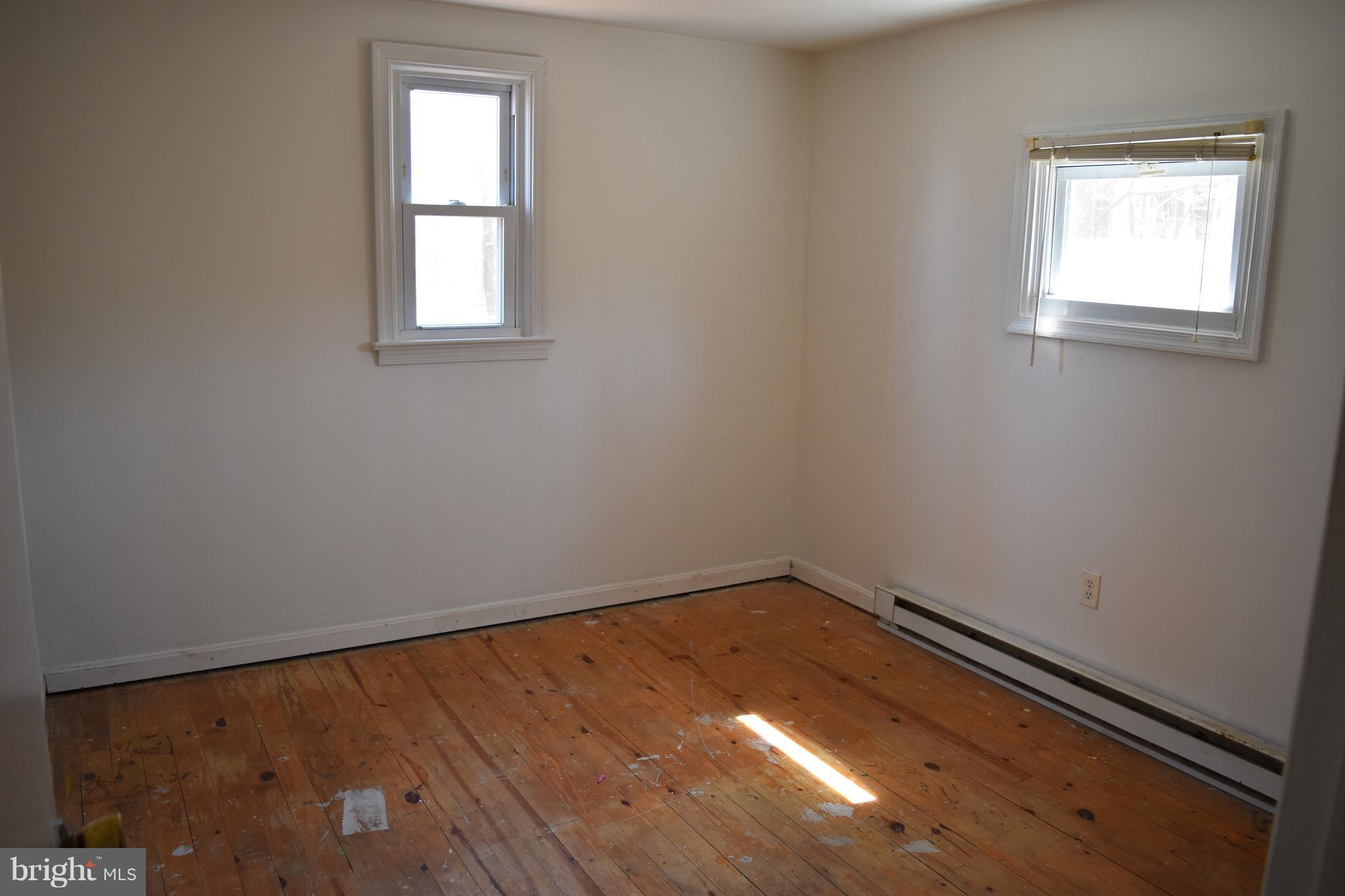 284 Luchase Road Linden, VA 22642 - Photo 22 of 26 Bedroom