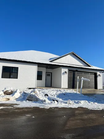 210 Bonnie Lane, Belleville, WI 53508