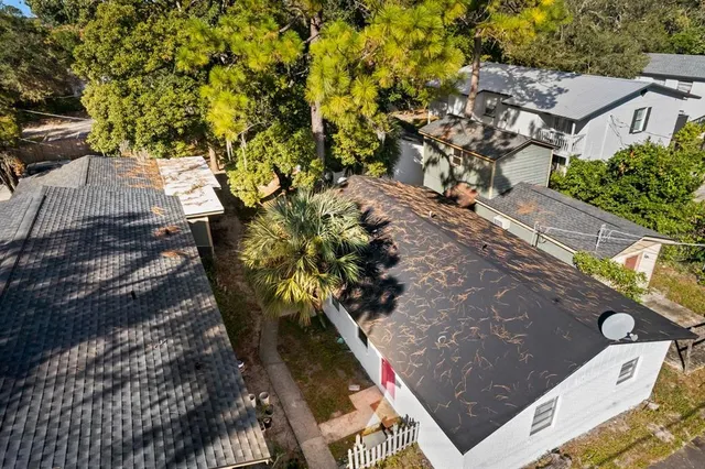 a picture of lake view