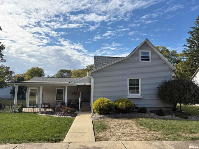 $95,000 | 714 Cedar Street, Centralia, IL 62801