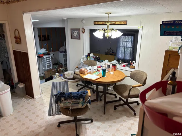 $95,000 | 714 Cedar Street, Centralia, IL 62801