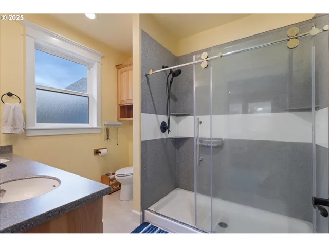 $1,075,000 | 42526 Salmon Cr Road, Baker City, OR 97814