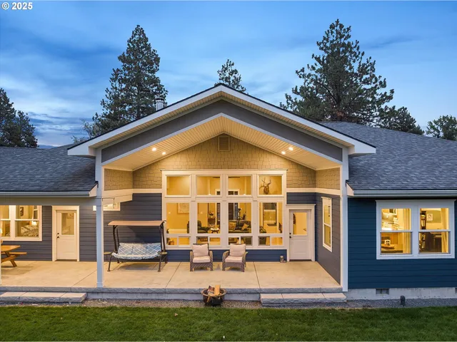 $1,075,000 | 42526 Salmon Cr Road, Baker City, OR 97814