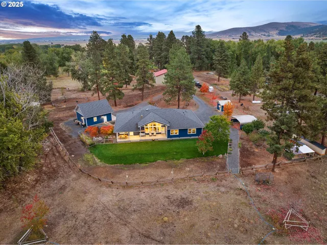 $1,075,000 | 42526 Salmon Cr Road, Baker City, OR 97814