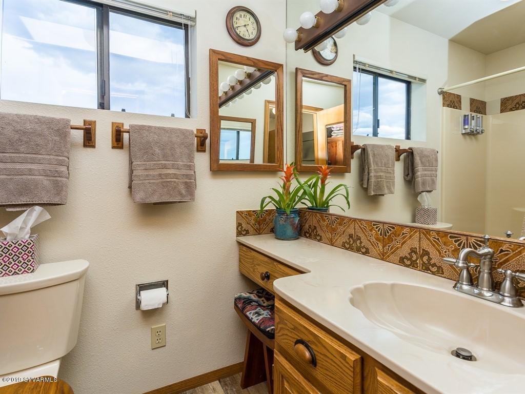 1295 Ravenroost Road Cornville, AZ 86325 - Photo 13 of 39 019_Master Bathroom