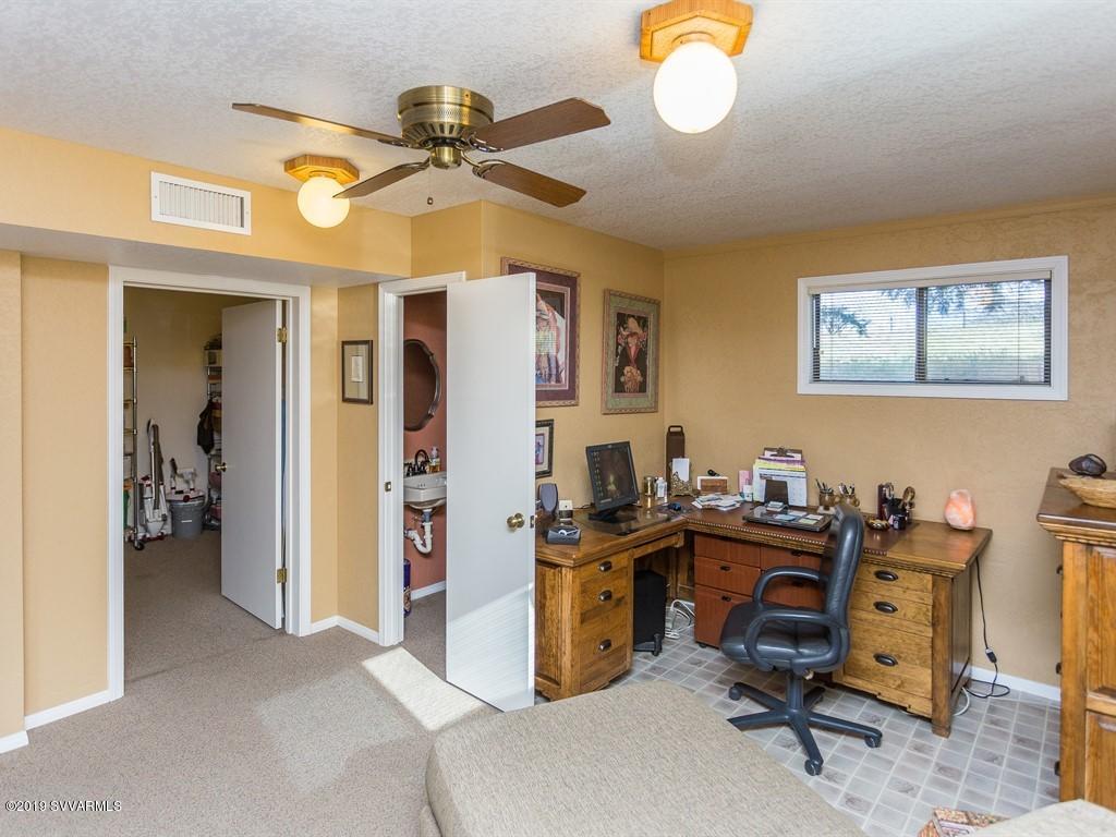 1295 Ravenroost Road Cornville, AZ 86325 - Photo 18 of 39 025_Office