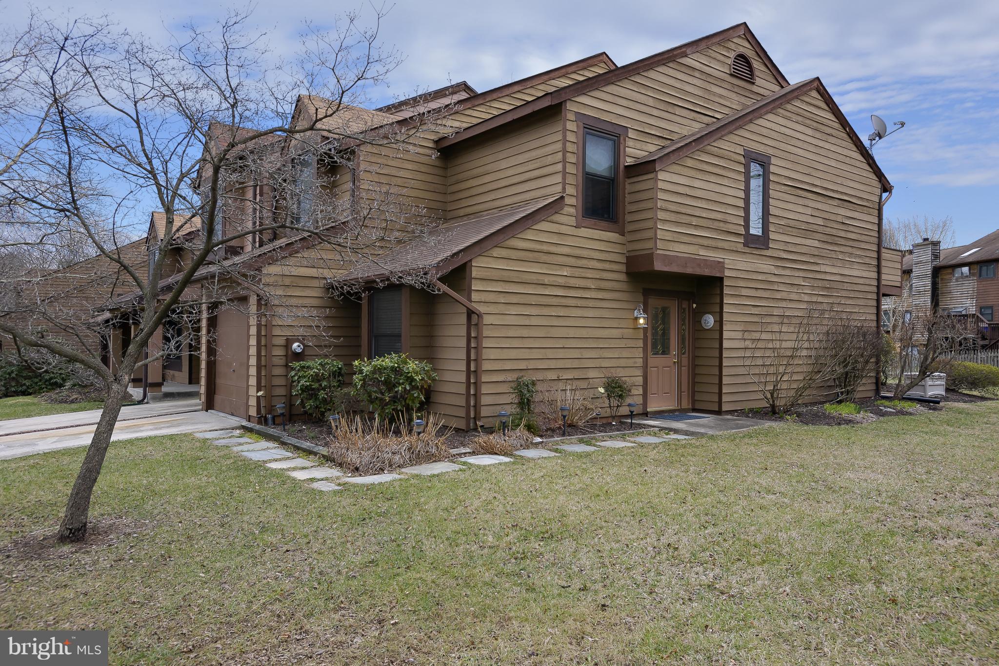 6311 Red Haven Road Columbia, MD 21045 - Photo 1 of 29 Exterior (Front)