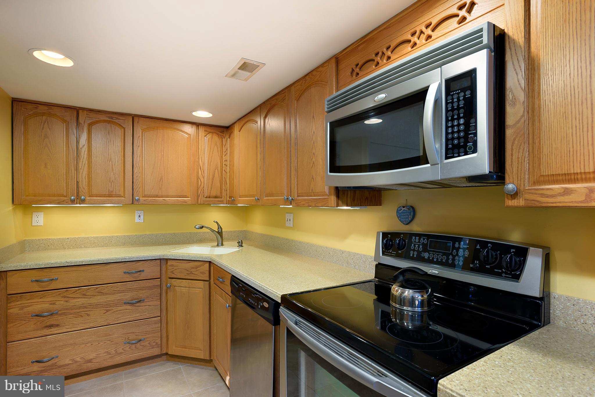 6311 Red Haven Road Columbia, MD 21045 - Photo 9 of 29 Kitchen