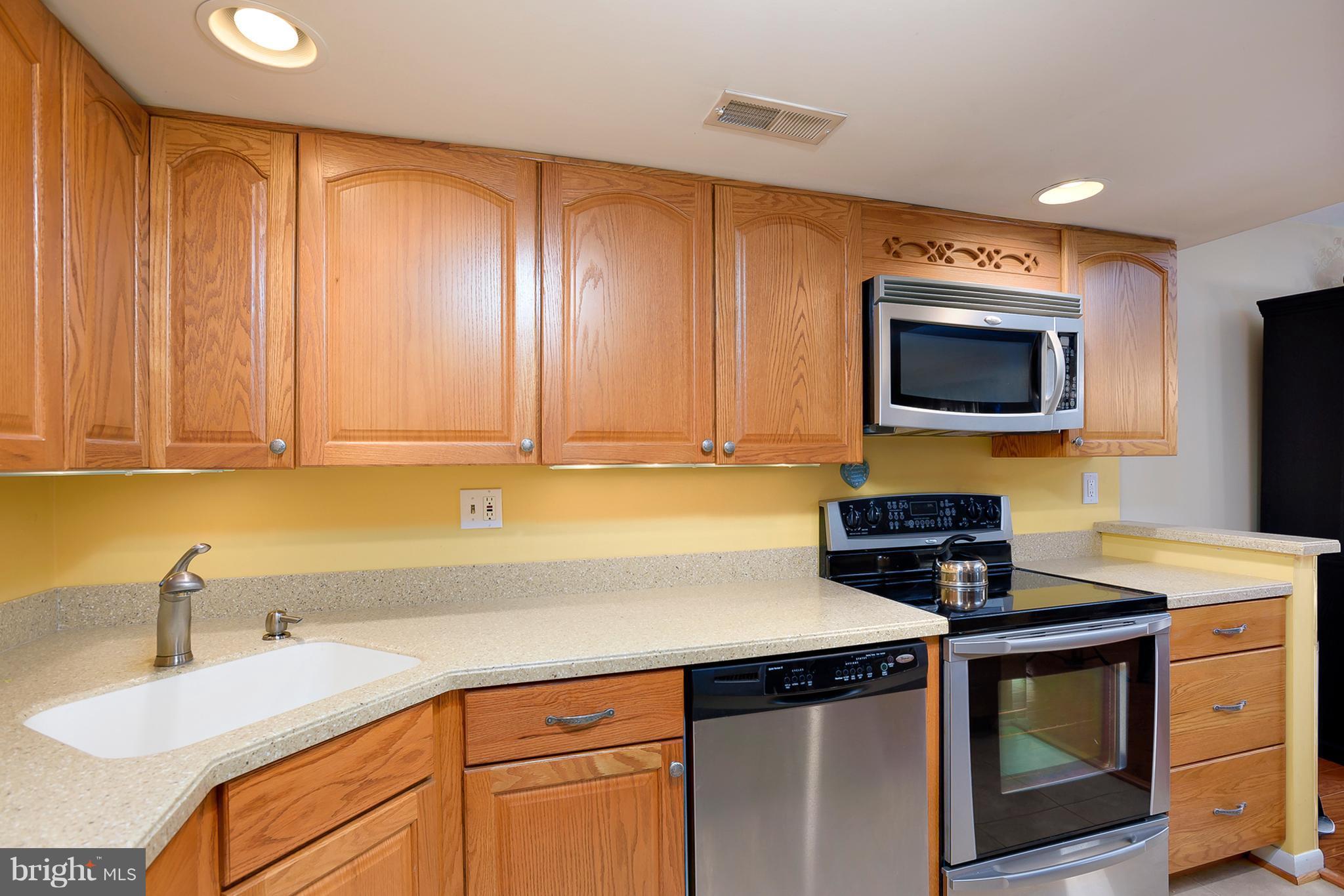6311 Red Haven Road Columbia, MD 21045 - Photo 10 of 29 Kitchen