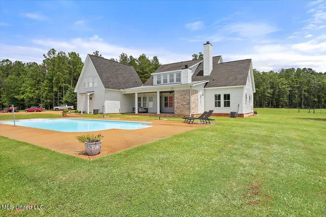 $1,590,000 | 297 Barnes Road, Florence, MS 39073