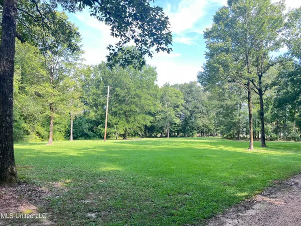 $1,590,000 | 297 Barnes Road, Florence, MS 39073