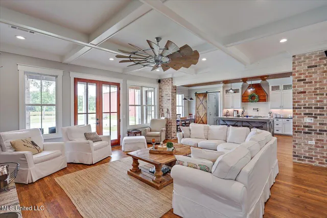 $1,590,000 | 297 Barnes Road, Florence, MS 39073