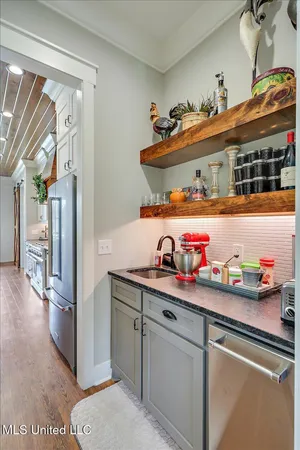 $1,590,000 | 297 Barnes Road, Florence, MS 39073