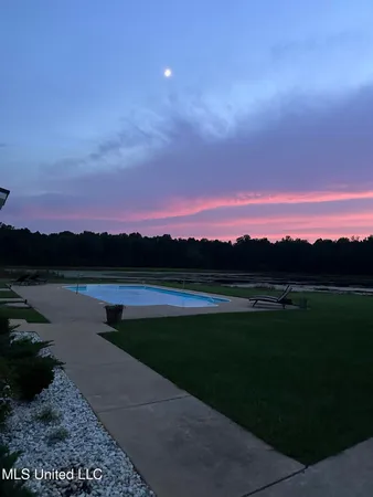 $1,590,000 | 297 Barnes Road, Florence, MS 39073