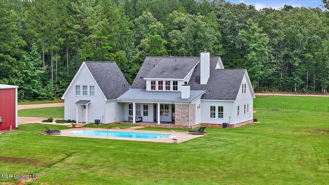 $1,590,000 | 297 Barnes Road, Florence, MS 39073