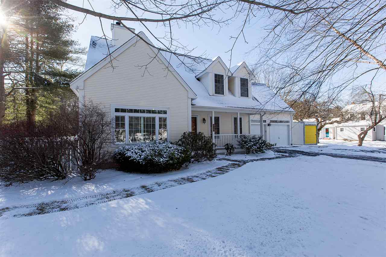 290 Grove Road Rye, NH 03870 - Photo 2 of 34