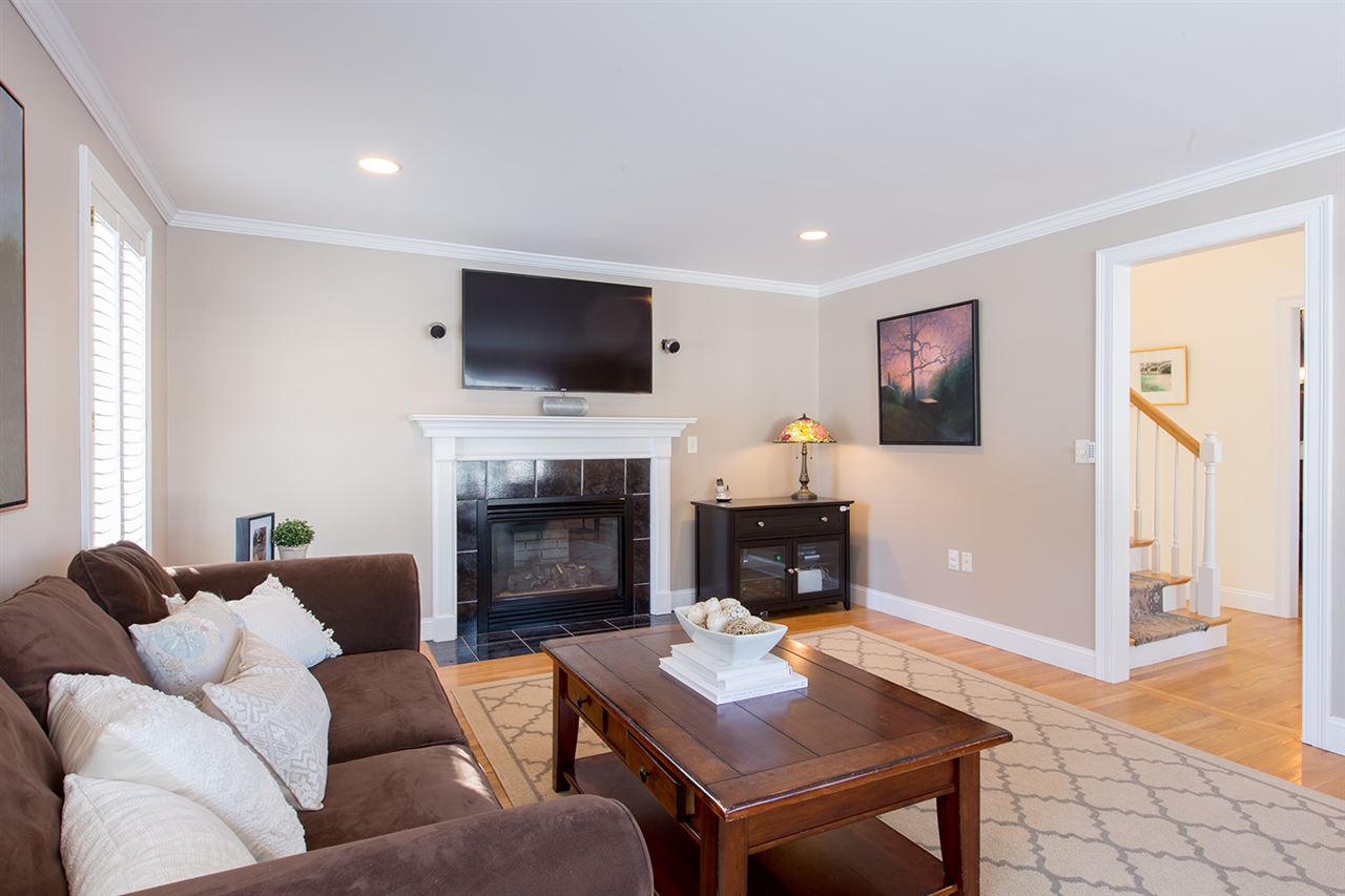 290 Grove Road Rye, NH 03870 - Photo 6 of 34