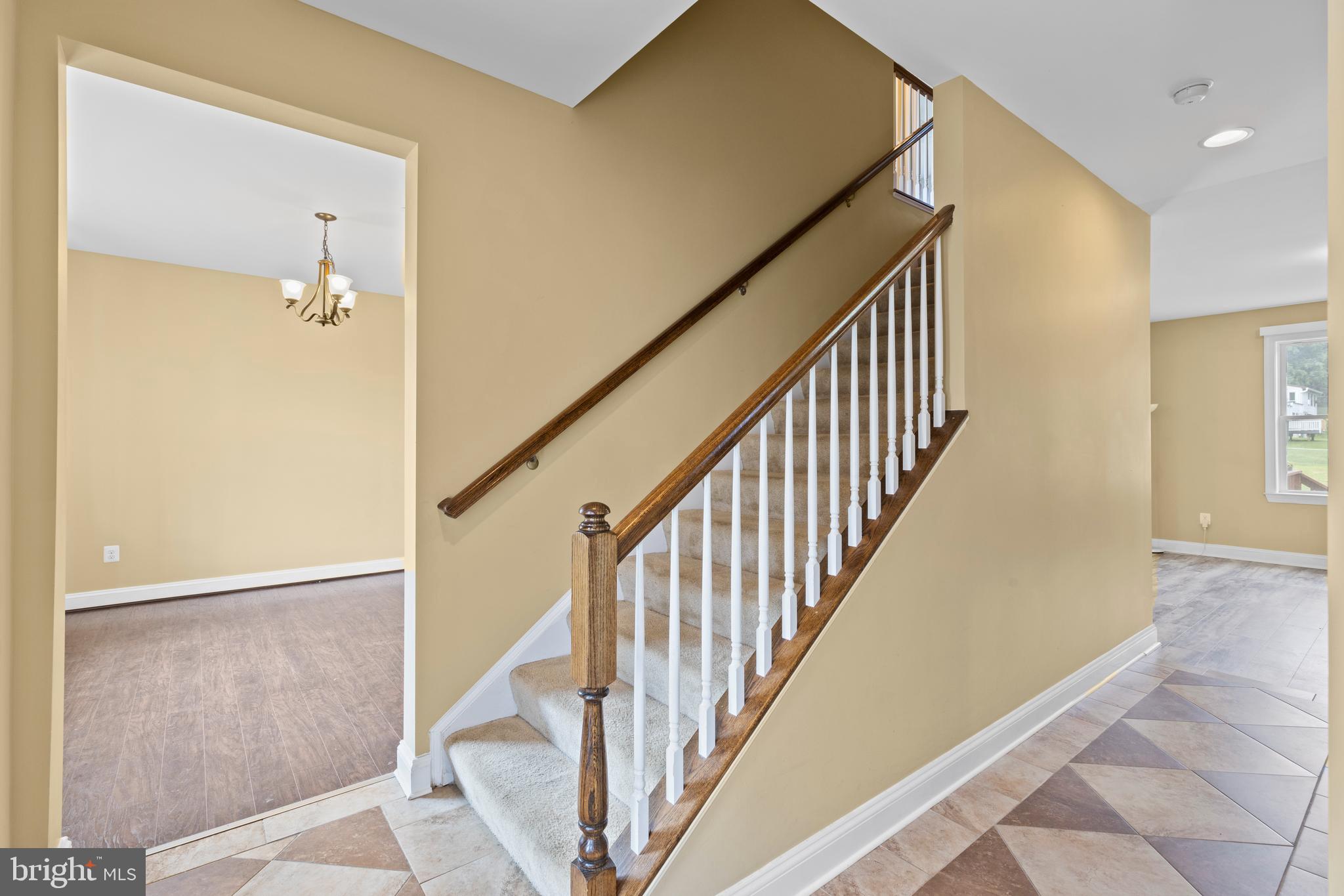 4324 Ridge Avenue Halethorpe, MD 21227 - Photo 3 of 31