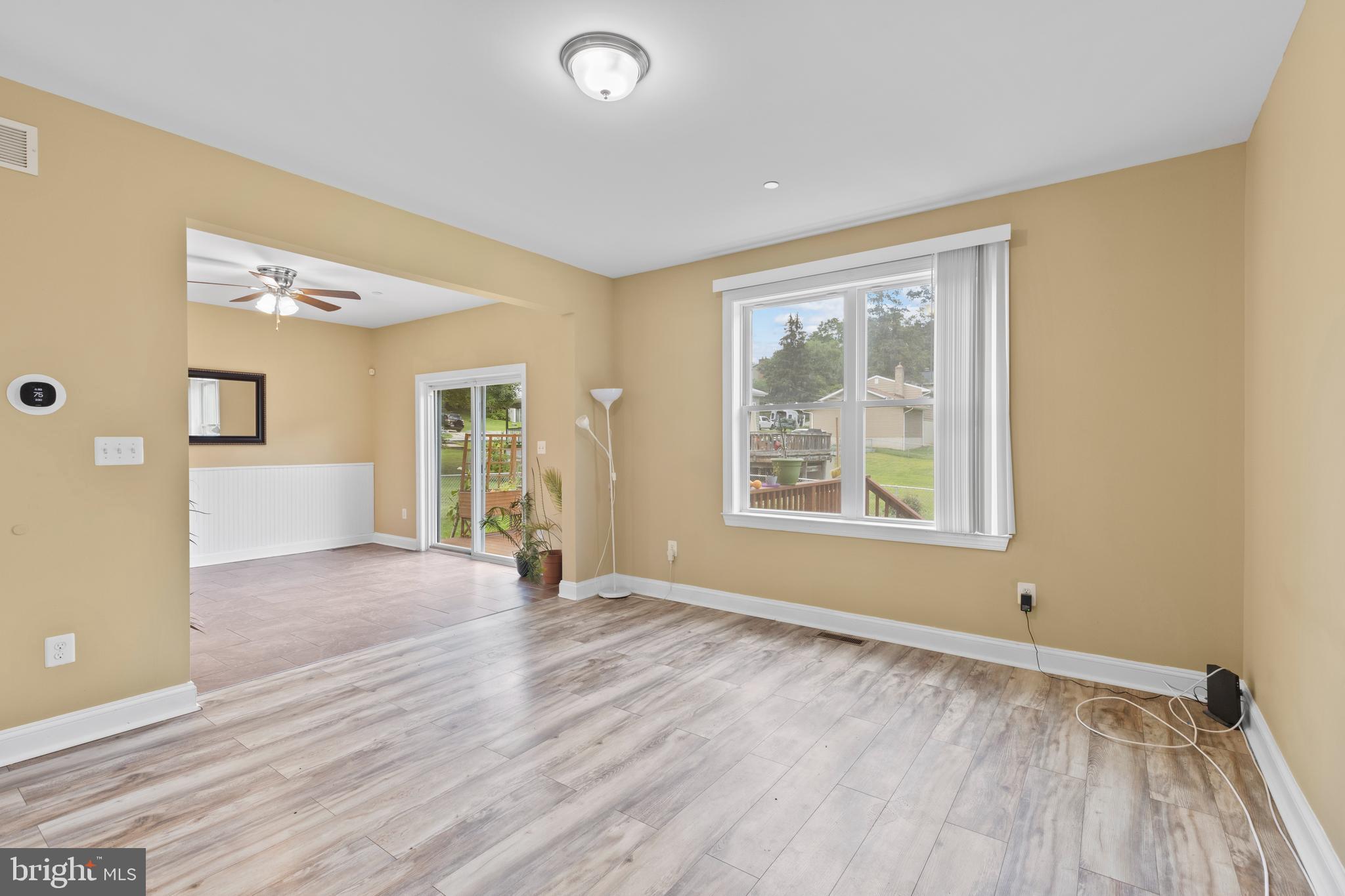 4324 Ridge Avenue Halethorpe, MD 21227 - Photo 4 of 31