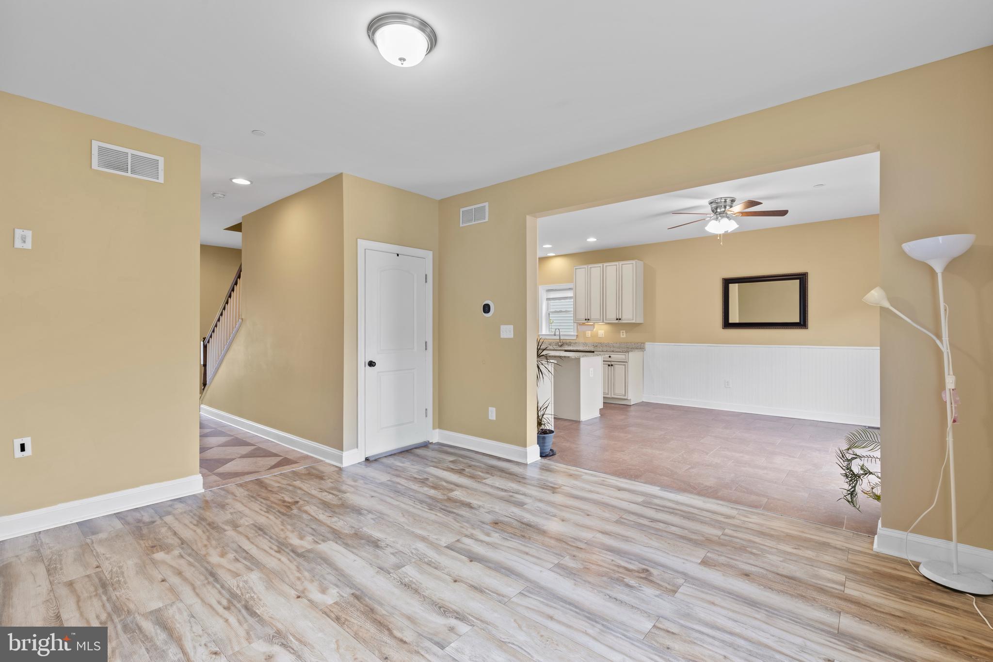 4324 Ridge Avenue Halethorpe, MD 21227 - Photo 5 of 31