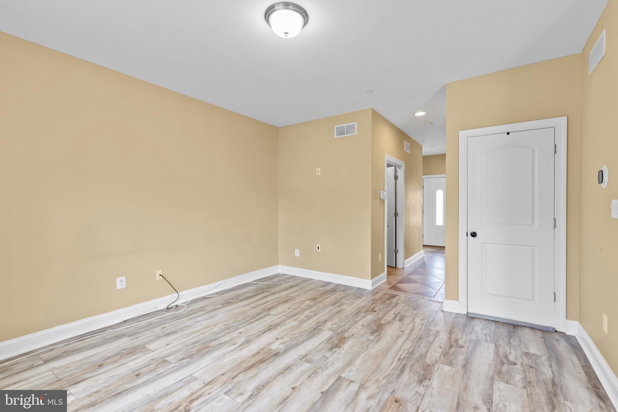 4324 Ridge Avenue Halethorpe, MD 21227 - Photo 6 of 31