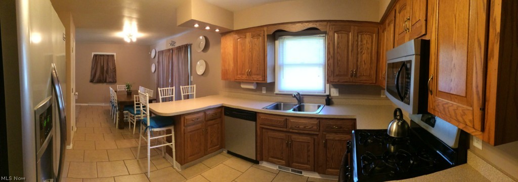 255-259 Swartz Road Akron, OH 44319 - Photo 5 of 21 255-kitchen.