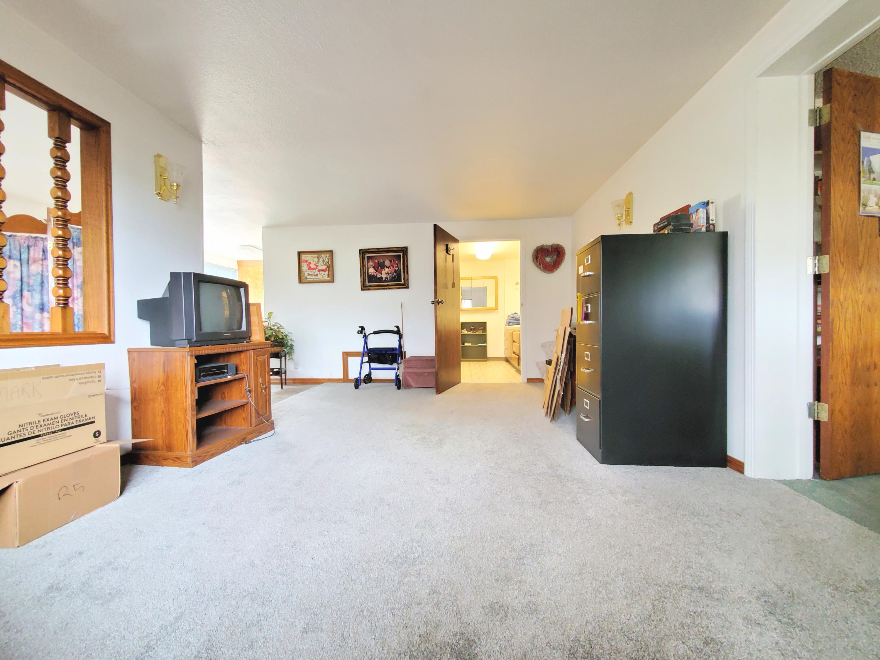 2341 Cross Road Klamath Falls, OR 97603 - Photo 11 of 33 Living room in studio/apartment, door to right leads to the main house, in front is the private bathroom, to the left is kitchenette and separate entrance to private deck and yard