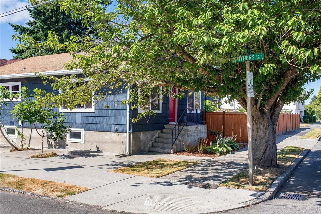 603 Smithers Avenue South Renton, WA 98057 - Photo 2 of 34