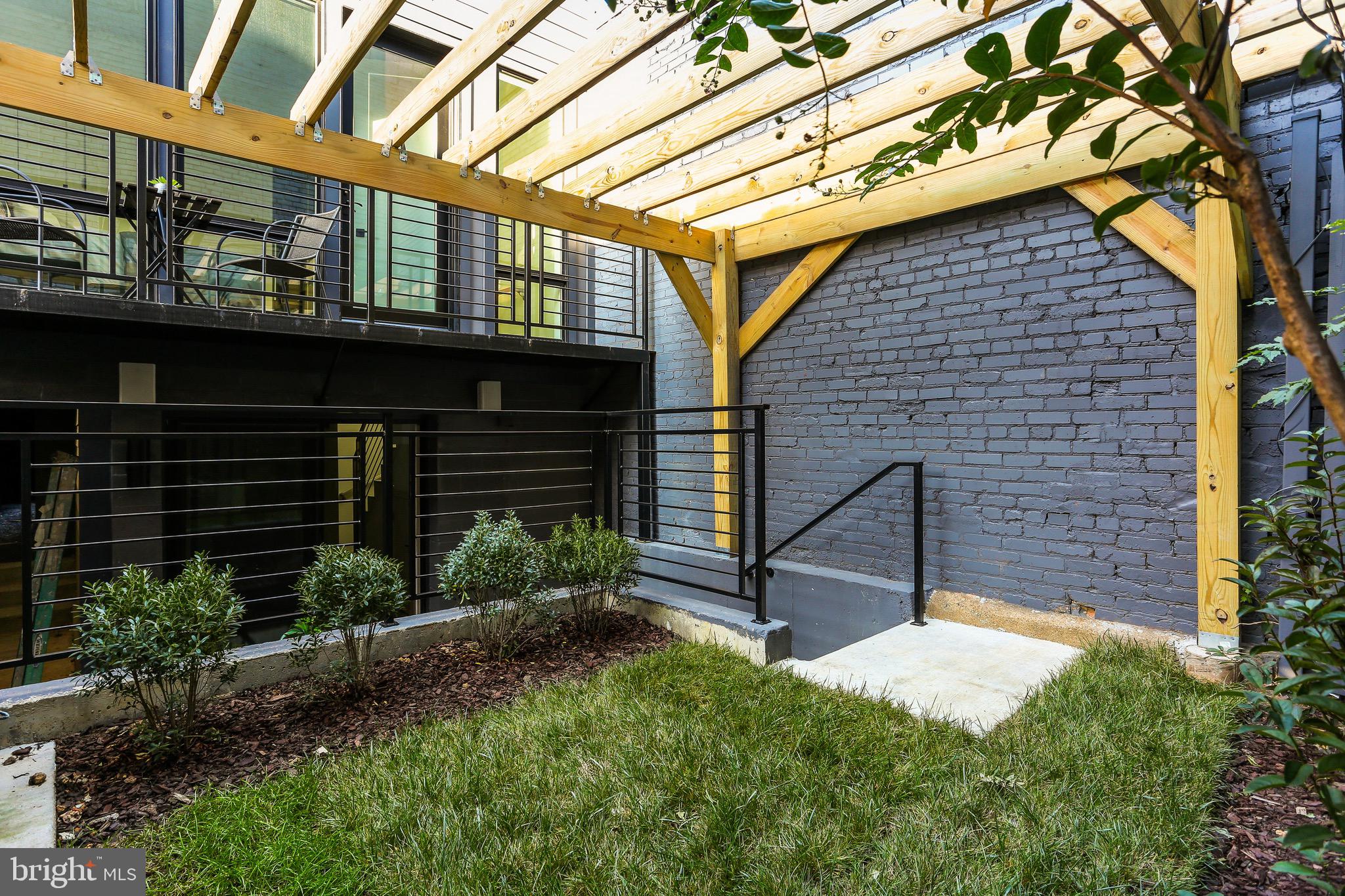 4 R Street Northwest, Unit 5 Washington, DC 20001 - Photo 17 of 26
