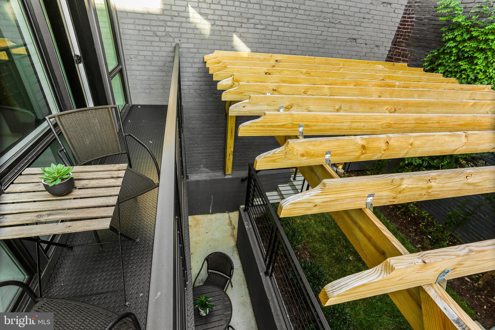 4 R Street Northwest, Unit 5 Washington, DC 20001 - Photo 24 of 26