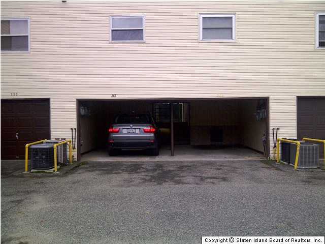 332 Timber Ridge Drive Staten Island, NY 10306 - Photo 3 of 11 Additional Photo
