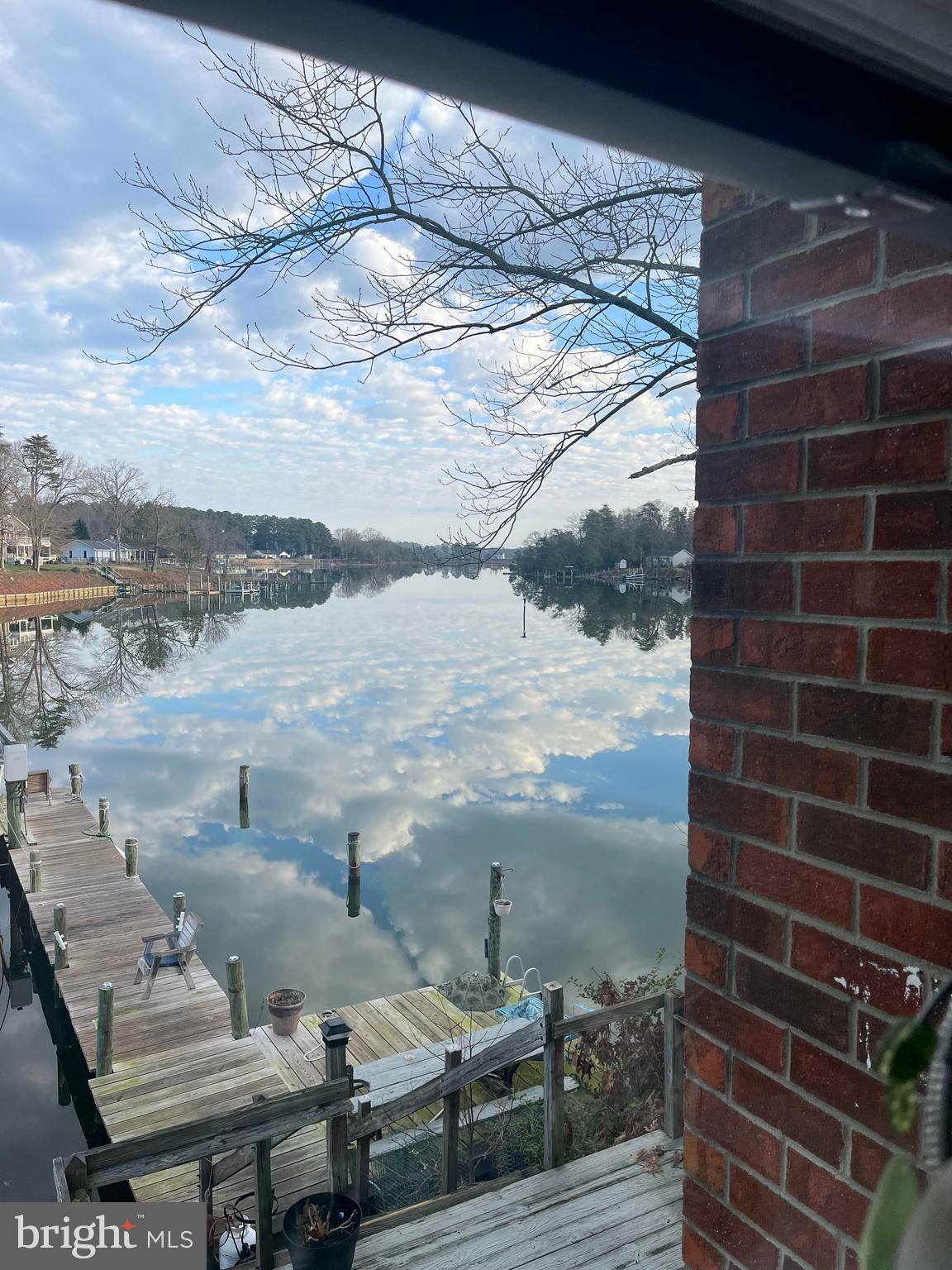 152 Swann Court Reedville, VA 22539 - Photo 14 of 33 a view of roof with sitting area