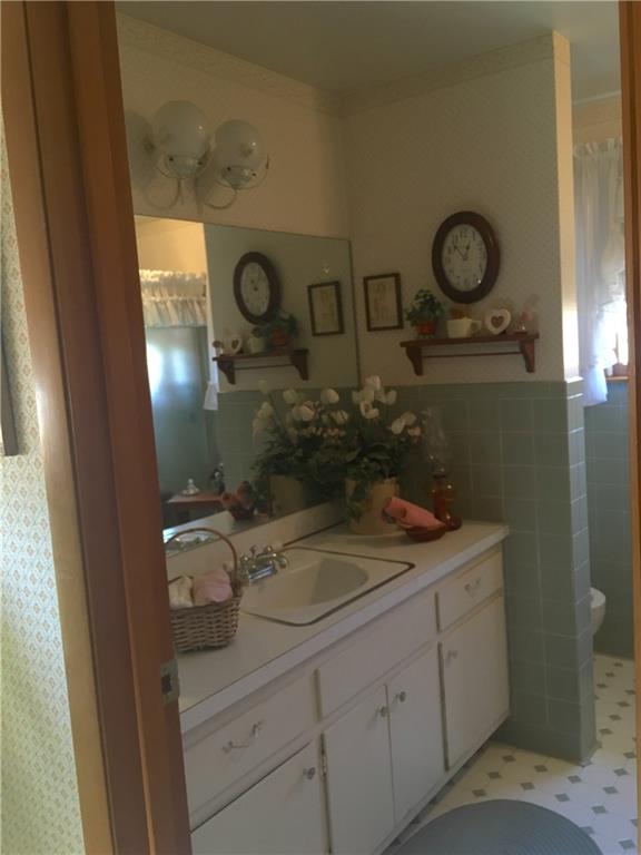 1164 Walton Road Jeannette, PA 15644 - Photo 10 of 18 Gallery Image 10
