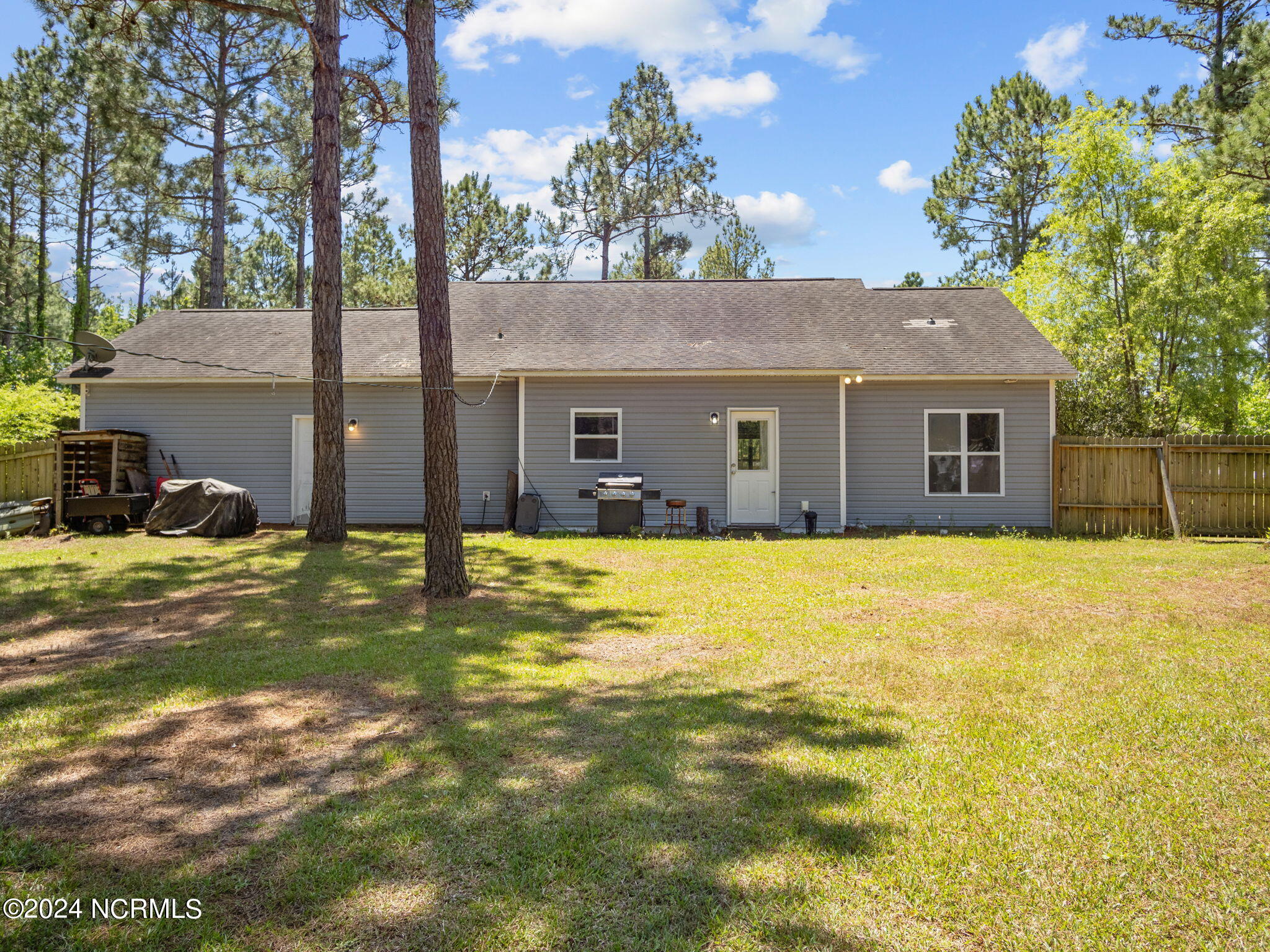 251 Folkstone Road Holly Ridge, NC 28445 - Photo 34 of 47 47-web-or-mls-P4237907