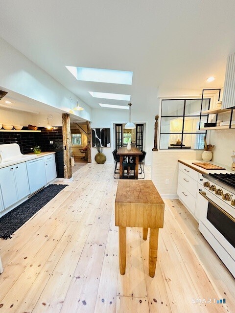 25 East Shore Road Washington, CT 06777 - Photo 6 of 27