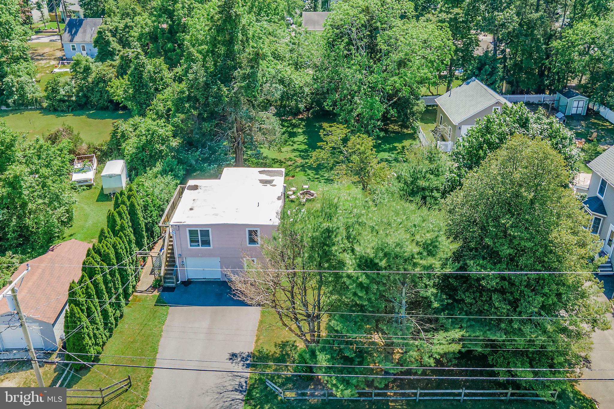 61 Oxycocus Road Manahawkin, NJ 08050 - Photo 3 of 26 Gallery Image 3