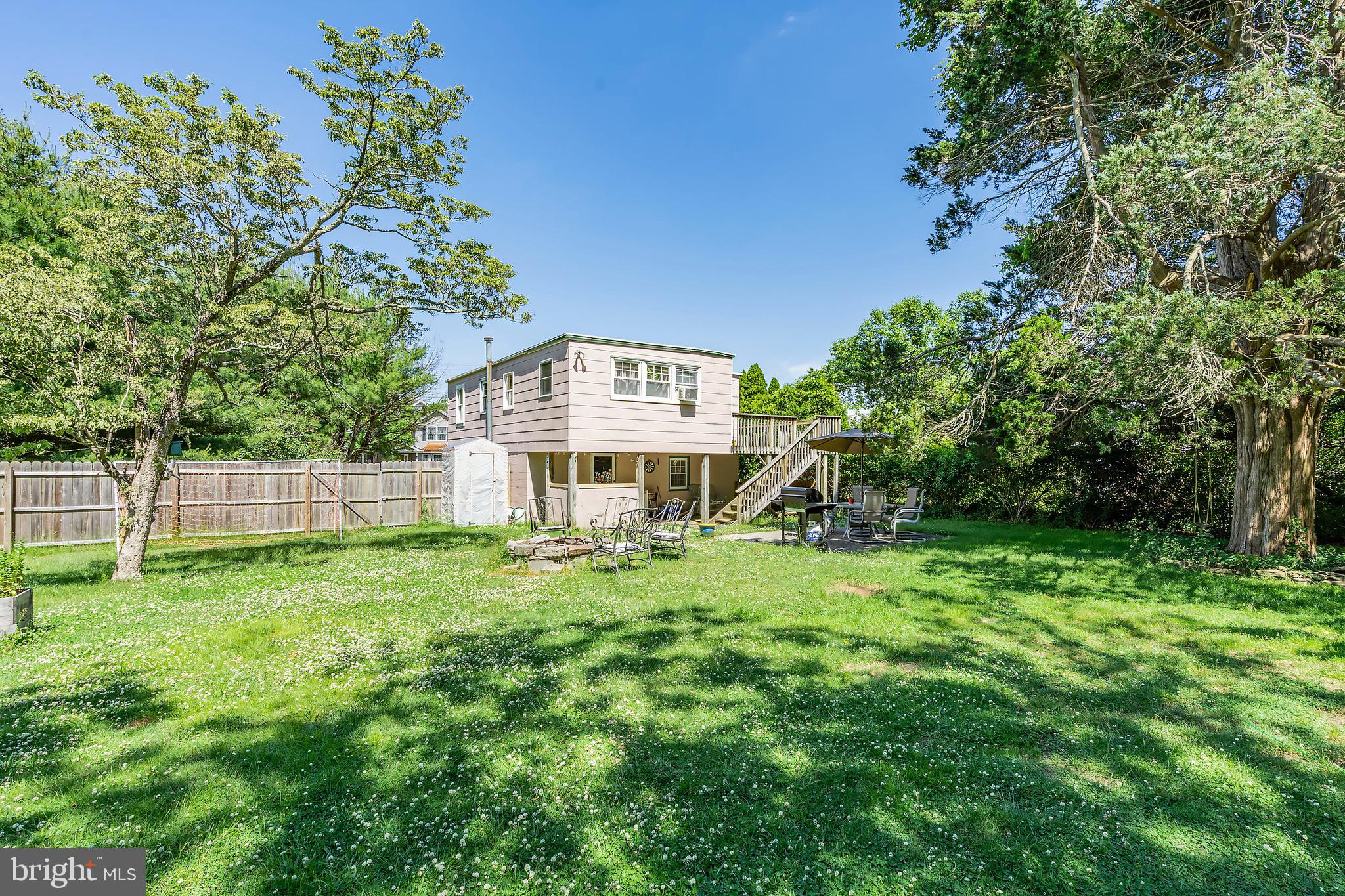 61 Oxycocus Road Manahawkin, NJ 08050 - Photo 4 of 26 Gallery Image 4