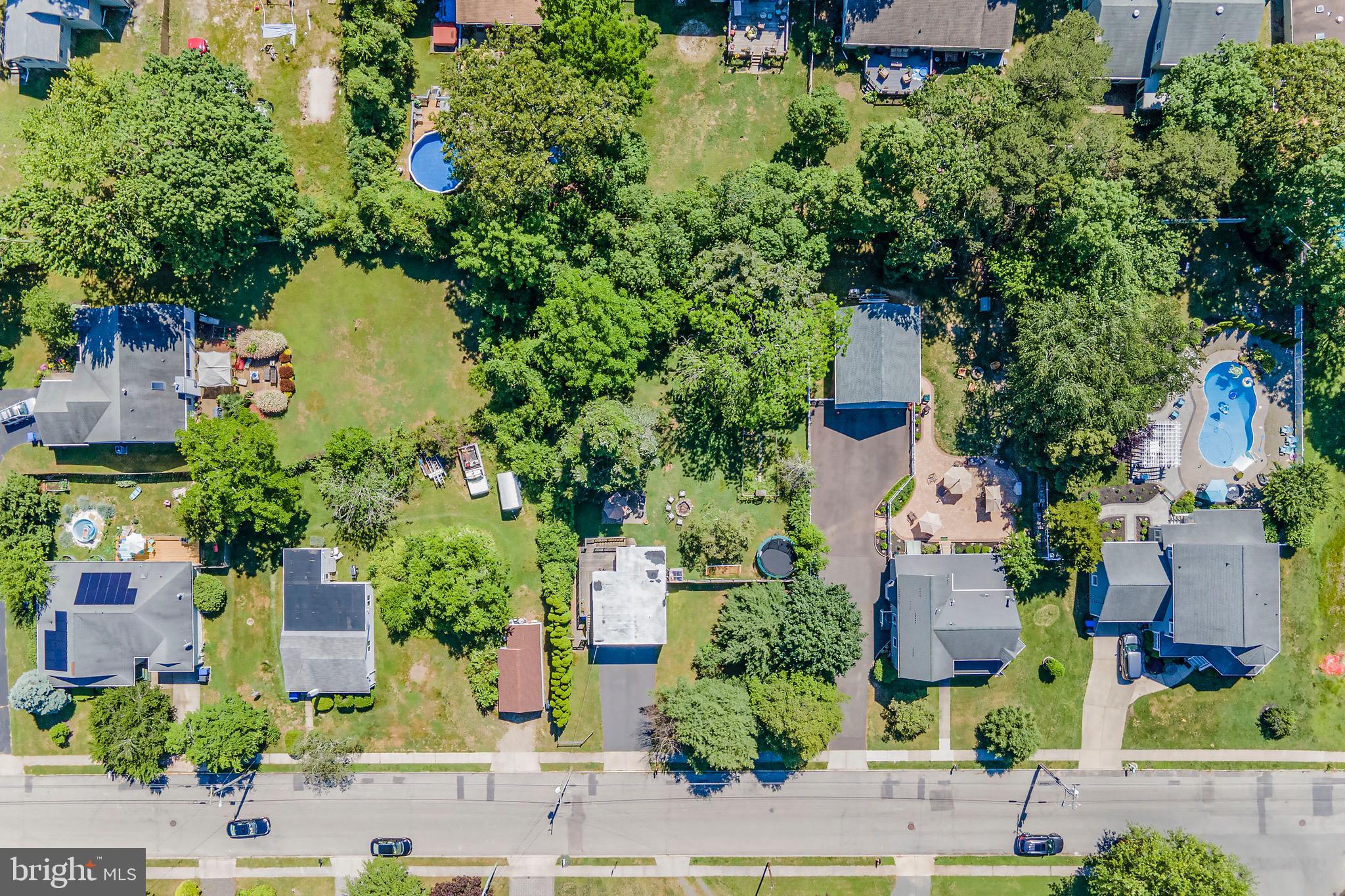 61 Oxycocus Road Manahawkin, NJ 08050 - Photo 7 of 26 Gallery Image 7