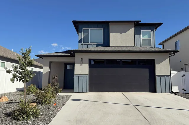 a house view with a outdoor space