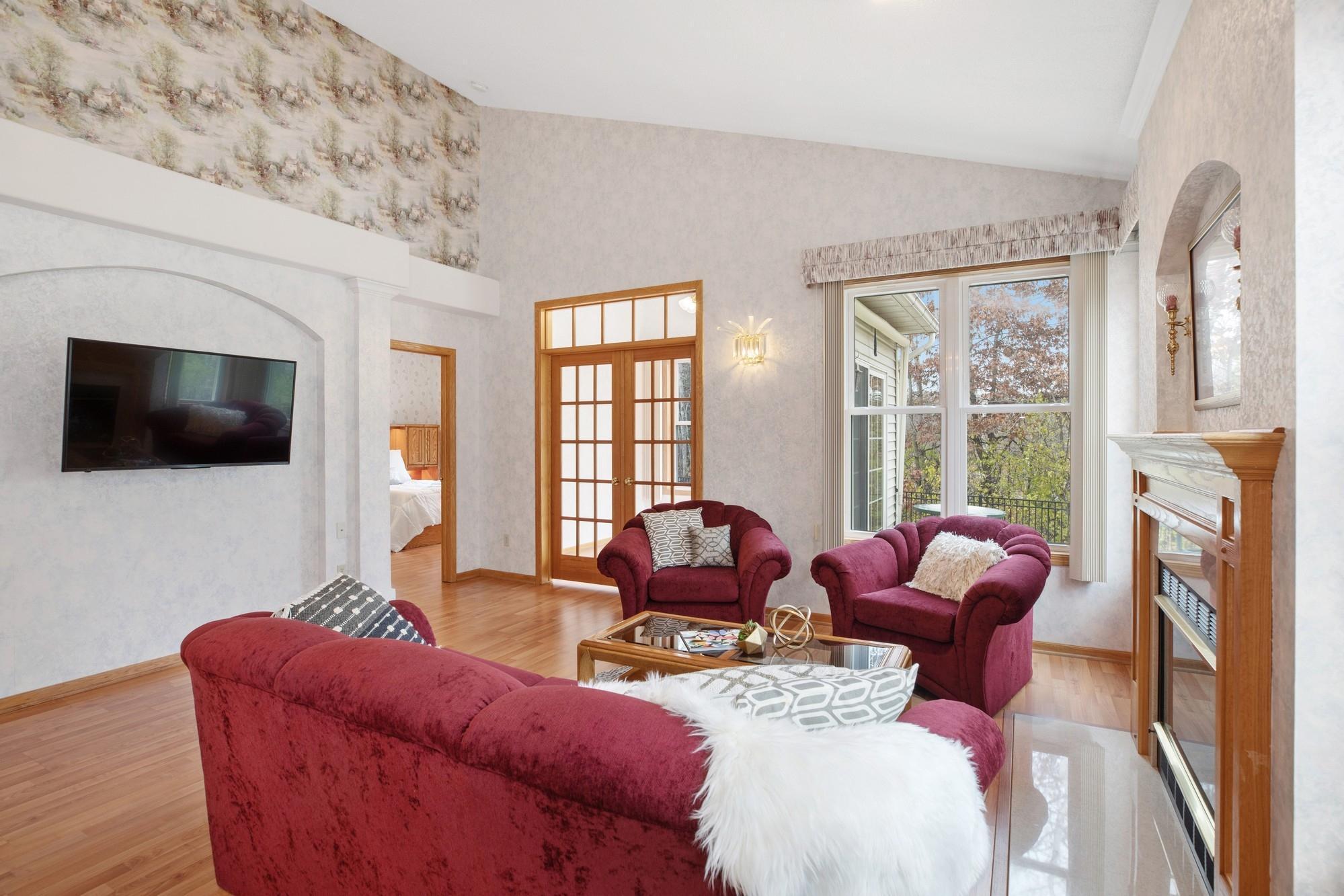 8863 Compton Drive Inver Grove Heights, MN 55076 - Photo 6 of 21 Gallery Image 6