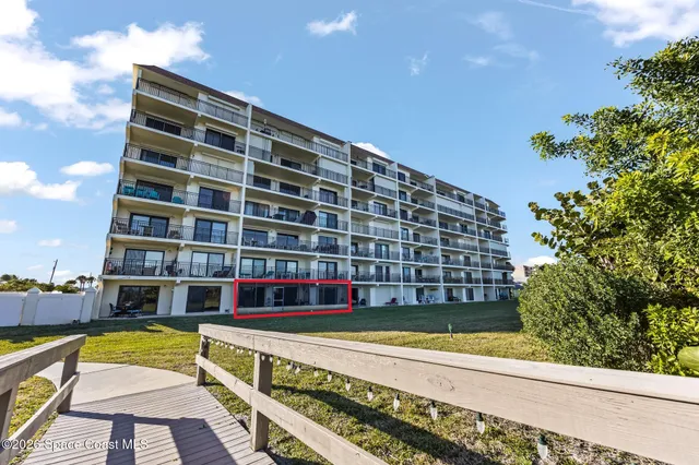 $500,000 | 3060 North Atlantic Avenue, Unit 106, Cocoa Beach, FL 32931