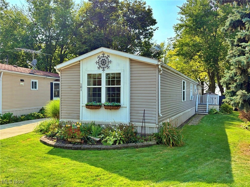 101 Coen Road Vermilion, OH 44089 - Photo 3 of 26 Gallery Image 3