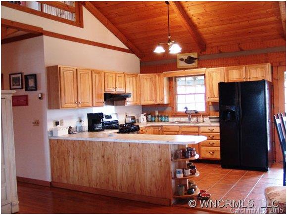 530 Strawberry Ridge Road Spruce Pine, NC 28777 - Photo 11 of 24 Gallery Image 11