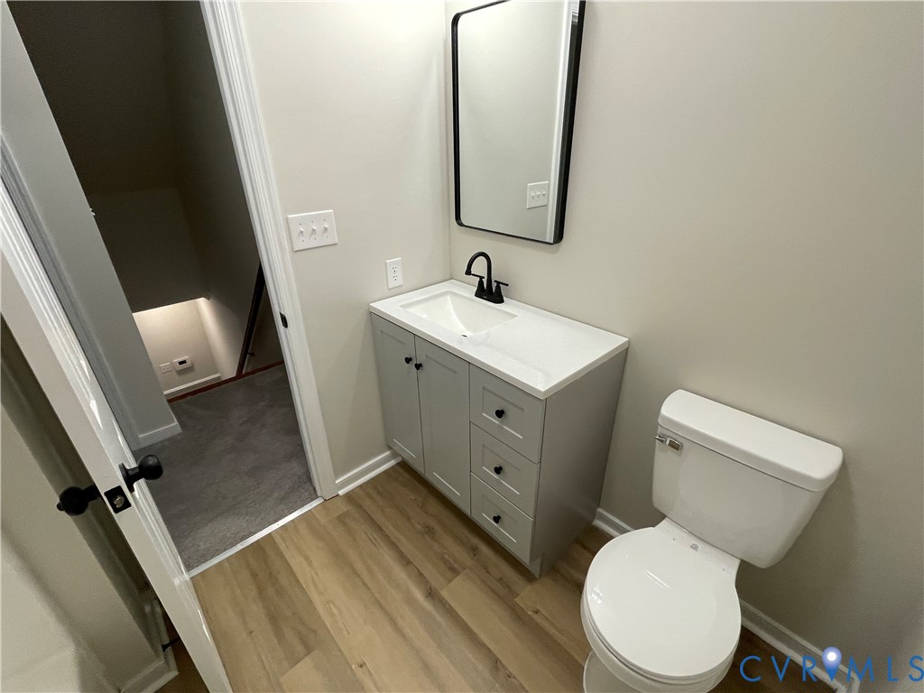 8261 Yahley Mill Road Henrico, VA 23231 - Photo 40 of 55 Upstairs Bathroom